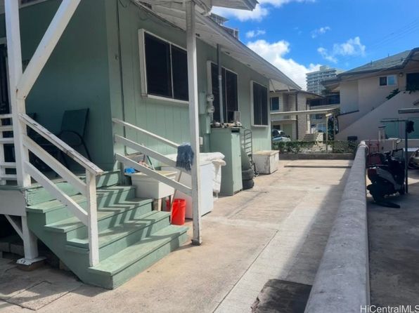 honolulu-hawaii-82508183 picture