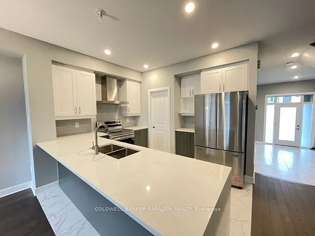 330 Whitham Cres — Photo 21