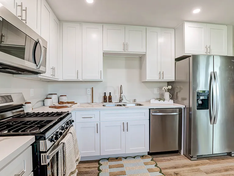 Stonewood Apartments Homes — Photo 12
