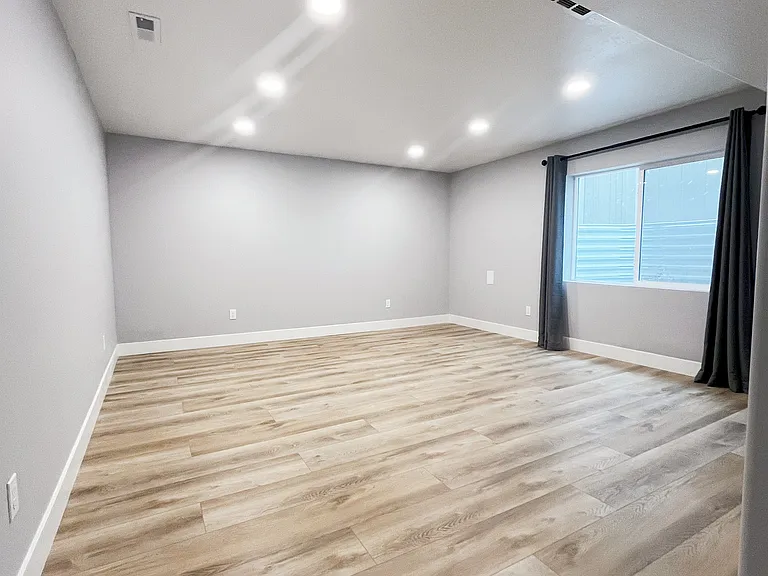 1638 W Quailhill Rd — Photo 23