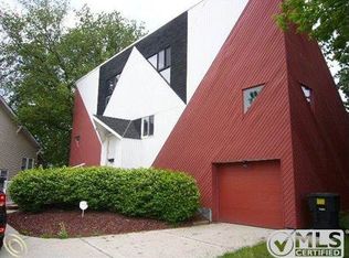 428 Kitchener St, Detroit, MI 48215