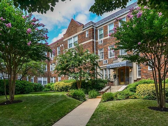 2nd image of 3051 Idaho Ave NW APT 211