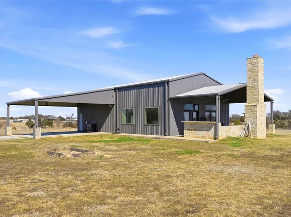 140 Turkey Farm Rd, Whitesboro, TX 76273