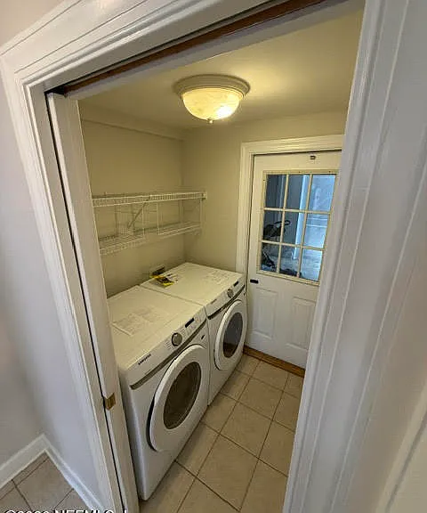 4249 Saint Johns Ave — Photo 17