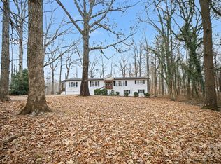 1035 Timberlane Dr, Lincolnton, NC 28092