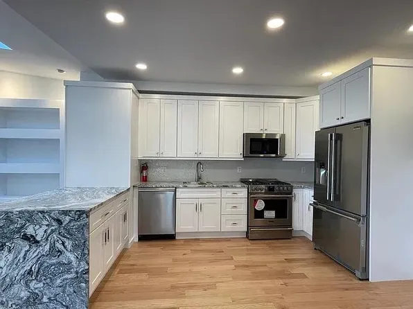 9009 Riverside Place image 3 of 14