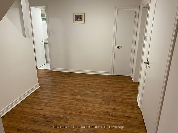 4th image of 24 Charnwood Pl #Basement