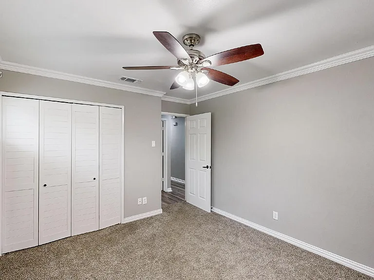 3264 Northaven Rd — Photo 24
