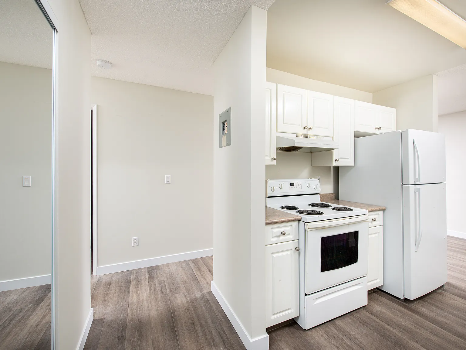 Meridian Pines — Photo 1