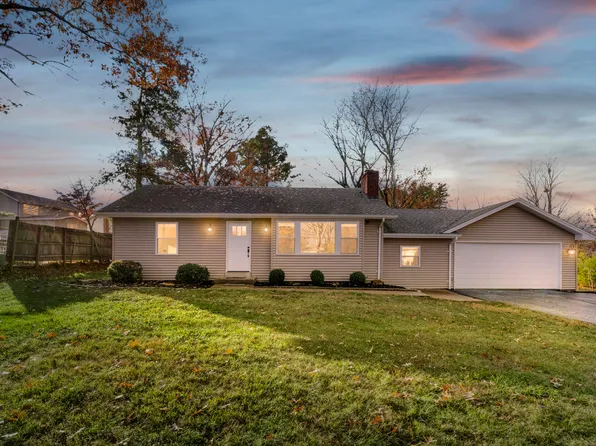 84 Strecker Rd, Ballwin, MO 63011