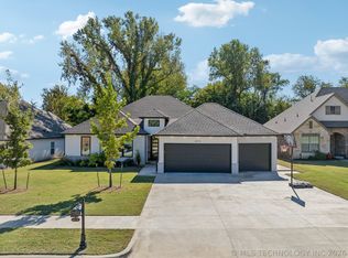 6610 E 119th St S, Bixby, OK 74008