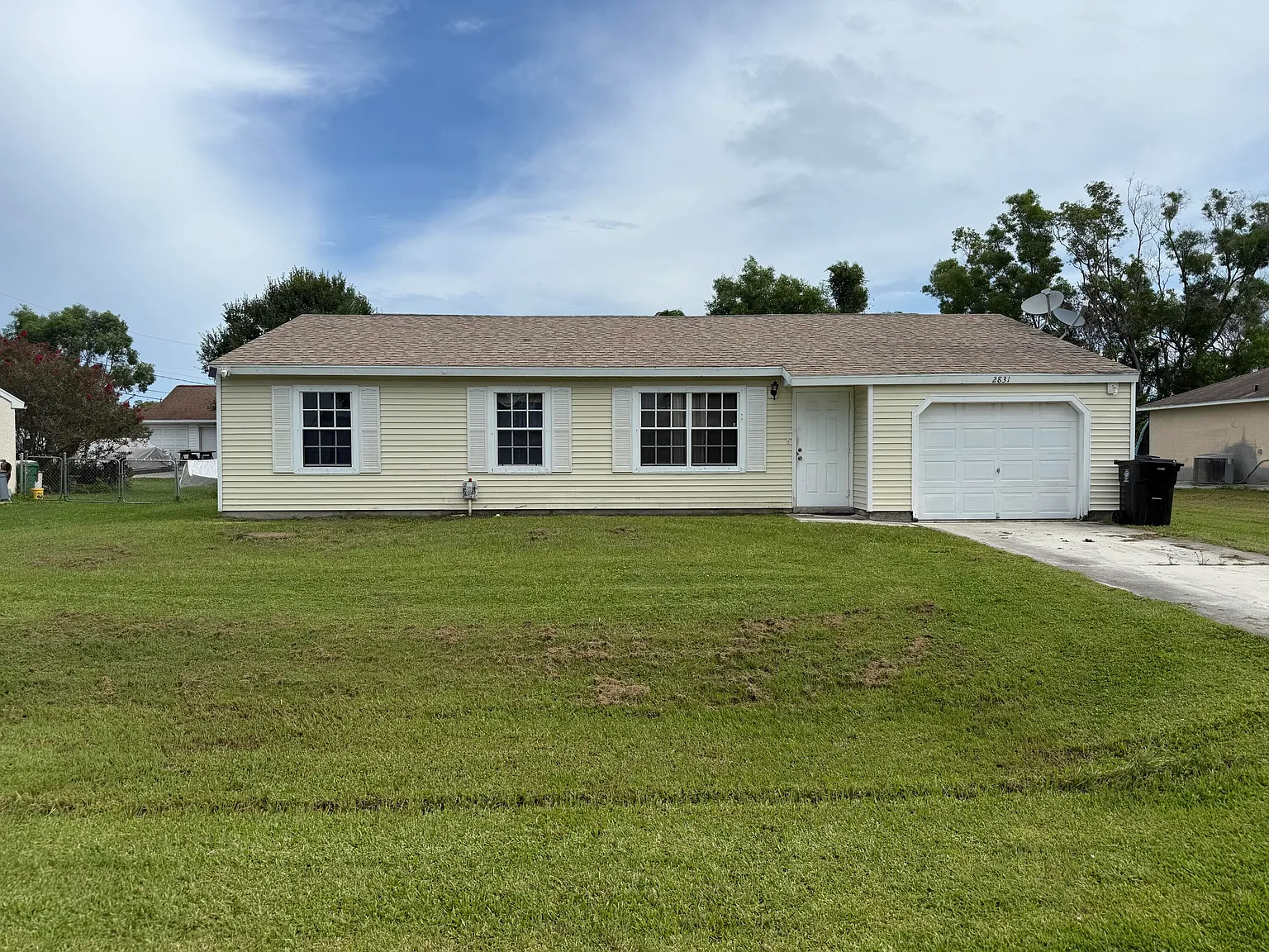 3 bed, 2.0 bath, 1148 sqft, $2,000 — Photo 1