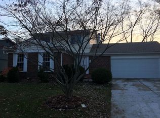 714 Barclay Dr, Troy, MI