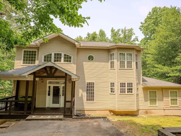 126 Midland Dr, Easley, SC 29640