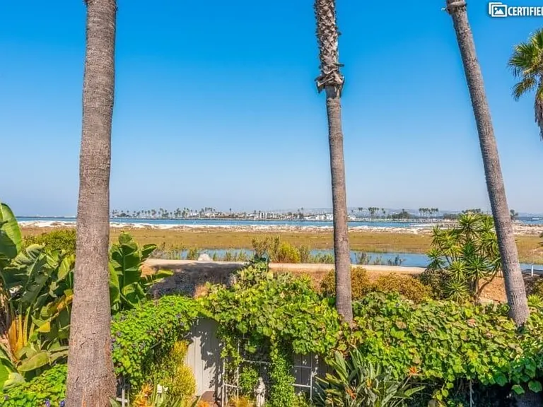 5118 W Point Loma Blvd — Photo 14