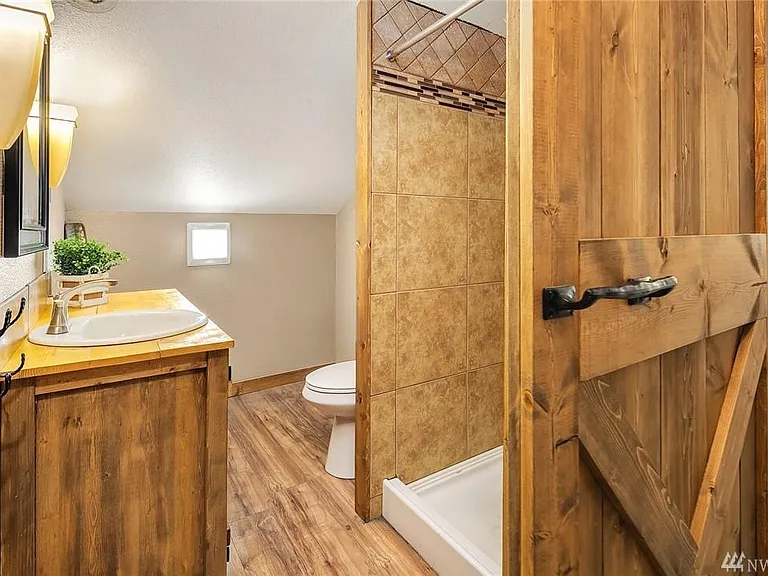 8391 State Route 903 — Photo 12