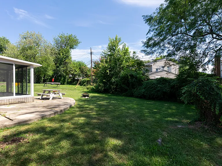 209 Garden Rd — Photo 40