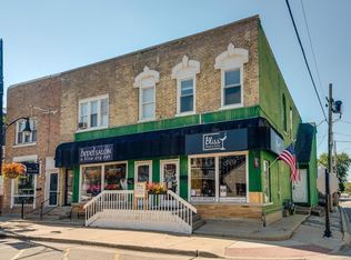 201 S Main St APT 4, Wauconda, IL 60084