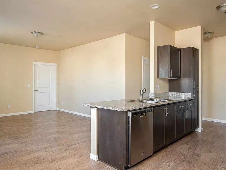 Willow Tree Place — Photo 43