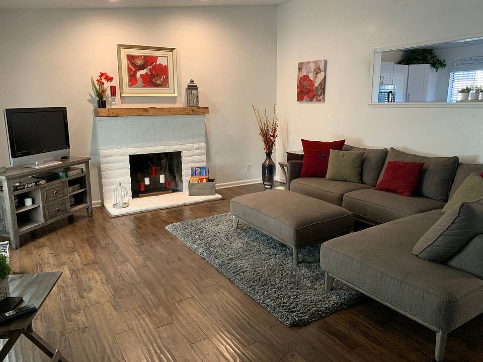 1st image of 4021 Rubidoux Dr