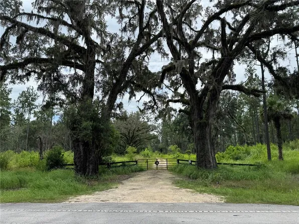 9600 NE 90th Street Rd, Fort Mc Coy, FL 32134