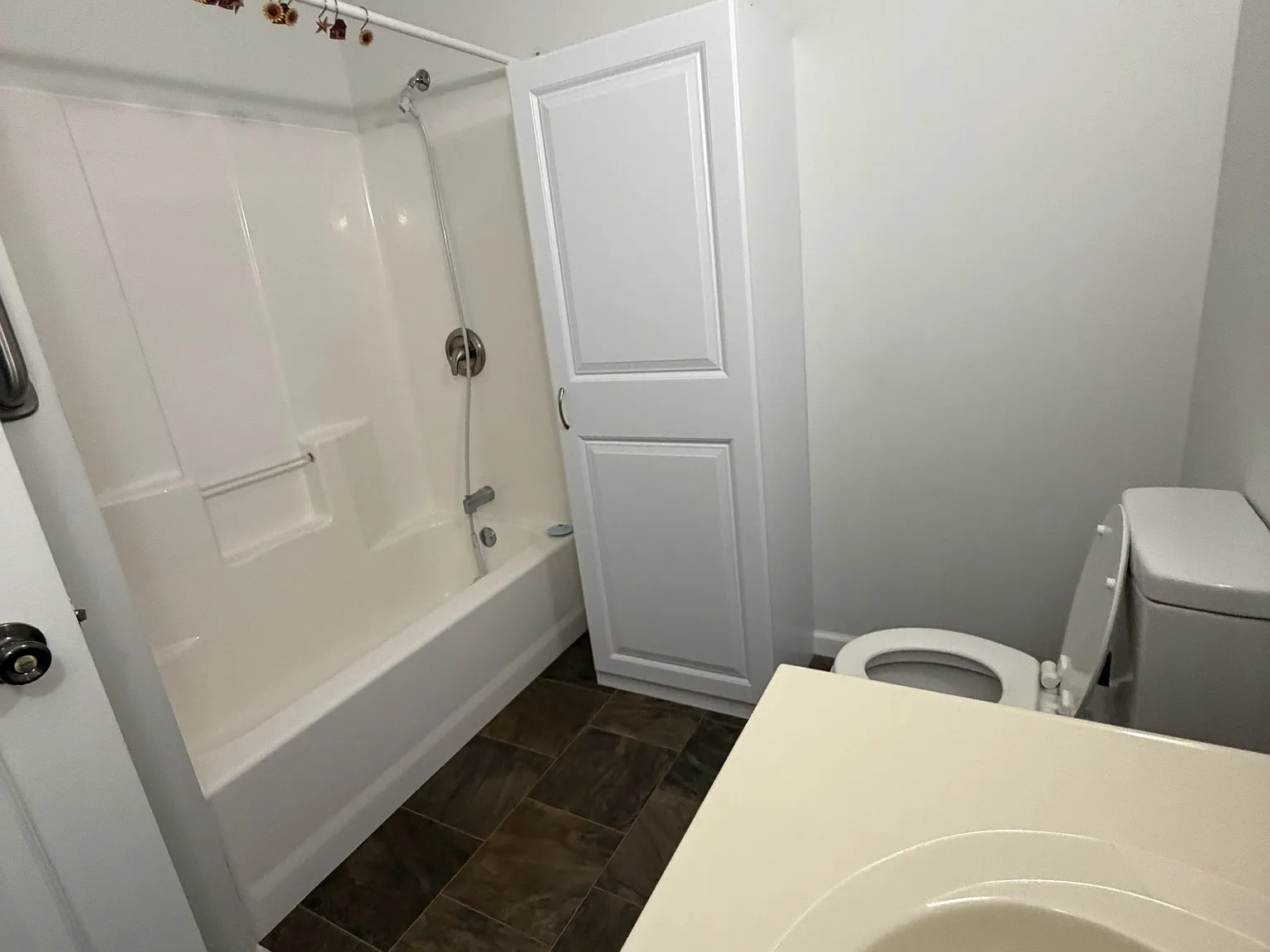 216 Compton Lane - A — Photo 4