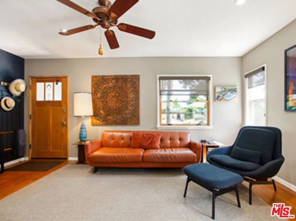 3 bed, 1.0 bath, 1126 sqft, $5,000 — Photo 3