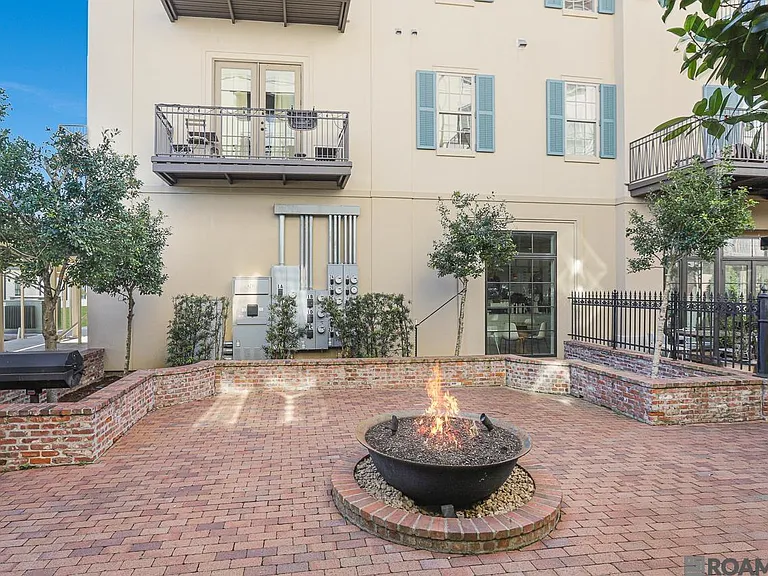 8211 Village Plaza Ct #2B — Photo 11