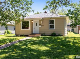 3417 9th St, Rock Island, IL