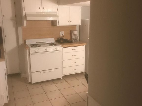 5th image of 5002 Chicago St APT 1