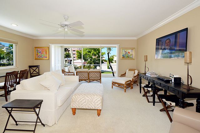 1st image of 2500 Gulf Shore Blvd N