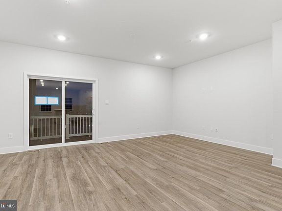 5th image of 10626 Meridian Hill Way