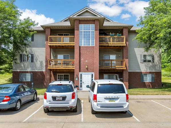 2272 Holiday Rd APT 607, Coralville, IA 52241