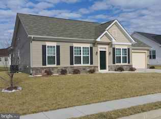 241 Aldershot Dr, Martinsburg, WV 25405
