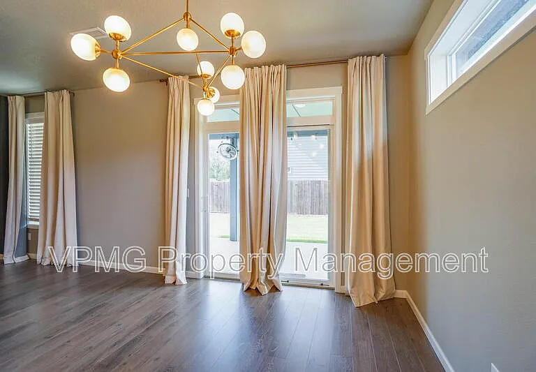 604 NW 25th Way — Photo 20