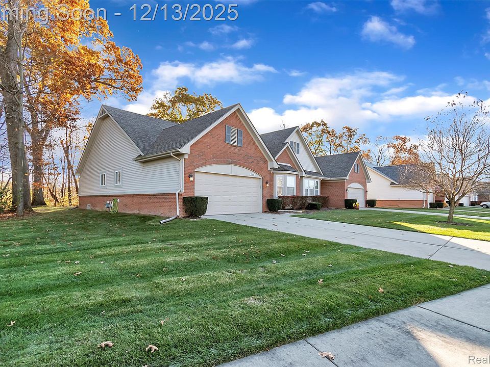 1st image of 23605 N Park Dr