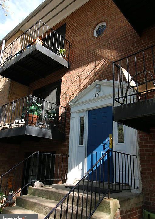 1st image of 403 N Beauregard St APT 302