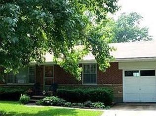 335 Royce Dr, Saint Louis, MO 63135