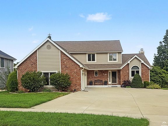 2nd image of 4308 Wimbledon Dr