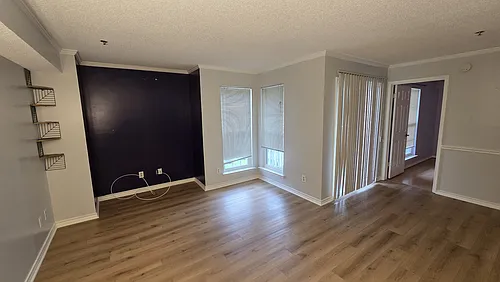 1504 Lincoln Way Photo 1