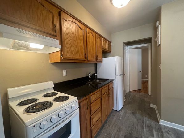 638-642 Snelling Ave S #642-10