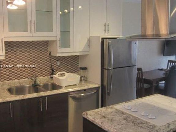 3rd image of 600 Layne Blvd APT 115