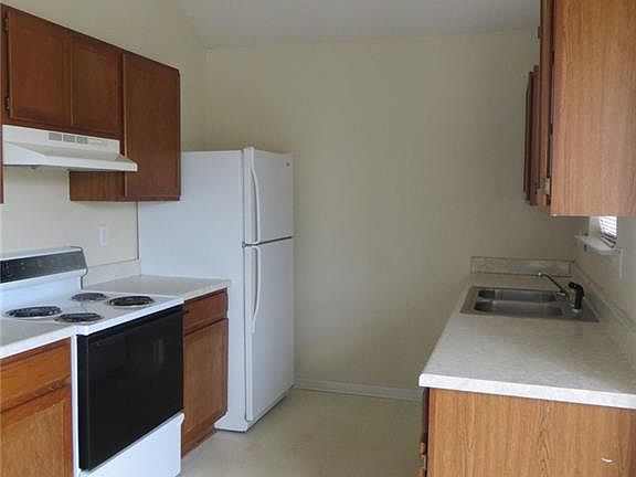 3rd image of 3405 Trey Ln