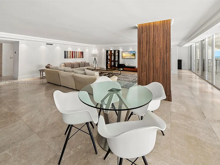 600 Grapetree Dr #3BS — Photo 12