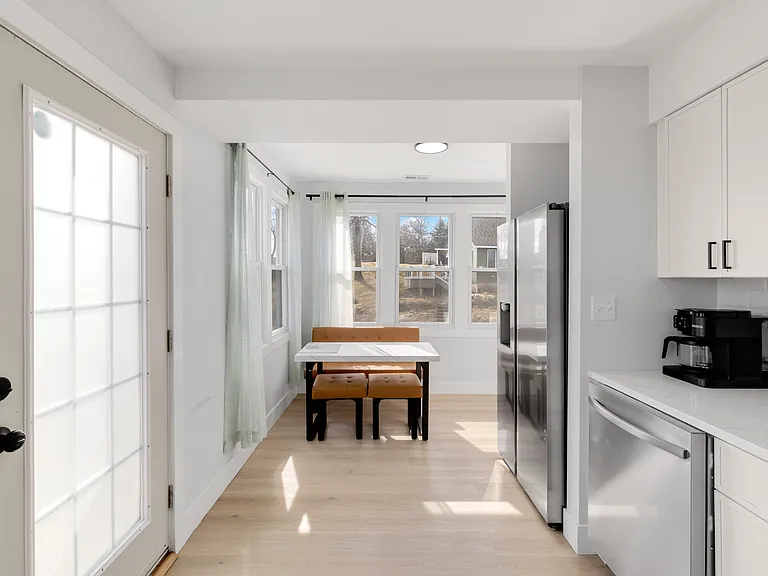 26415 W Beach St — Photo 11