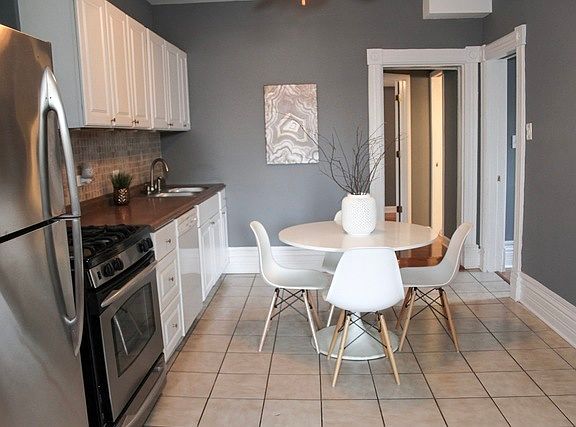 5th image of 1512 N Maplewood Ave #2