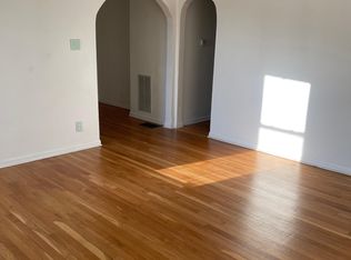 6335 N Bell Ave APT 3S, Chicago, IL 60659