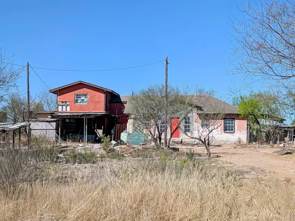 222 Barrera Rd, Laredo, TX 78043
