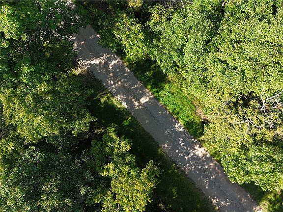 4th image of 2074 Bogal Ridge Rd