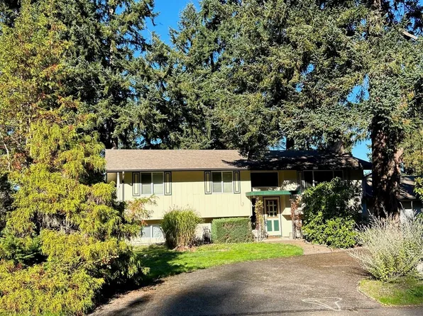10711 112 Street SW, Tacoma, WA 98498
